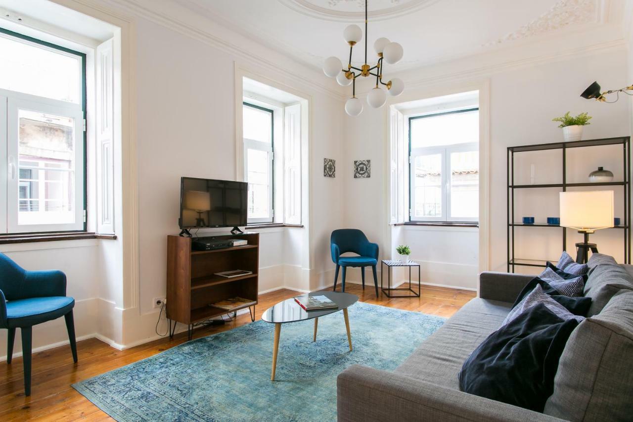Apartmán Joivy Splendid 2Br Flat In Bairro Alto, Nearby Luis De Camoes Square Lisboa Exteriér fotografie